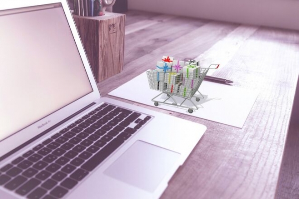 
Сайты "непроверенных" продавцов будут блокировать: Кабмин рассмотрит проект об интернет-коммерции
