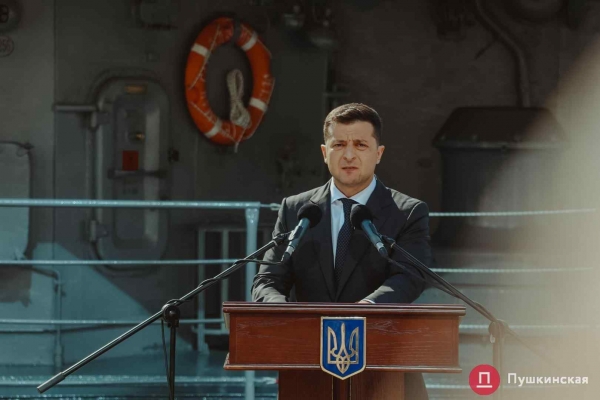 Ми вистояли і успішно відбиваємо атаки ворога — вернення президента України Володимира Зеленського