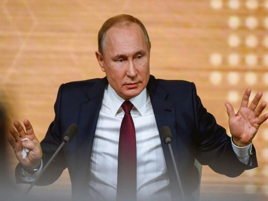 Олігархи хочуть за все зробити відповідальним Путіна й віддати його Заходу в обмін на зняття санкцій, — інсайдери про настрої в Кремлі