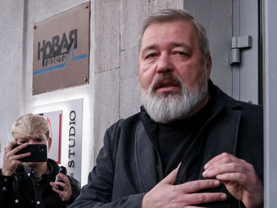 На лауреата Нобелівської премії миру напали в росії через правду про трагедію Бучі