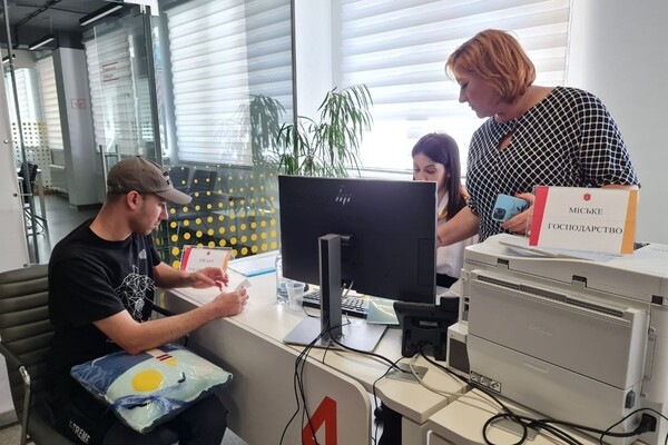 В Одессе появился Центр содействия в трудоустройстве внутренних переселенцев