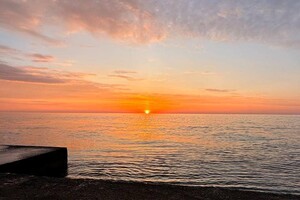 Одесситы наблюдали красивый сентябрьский рассвет (фото, видео)