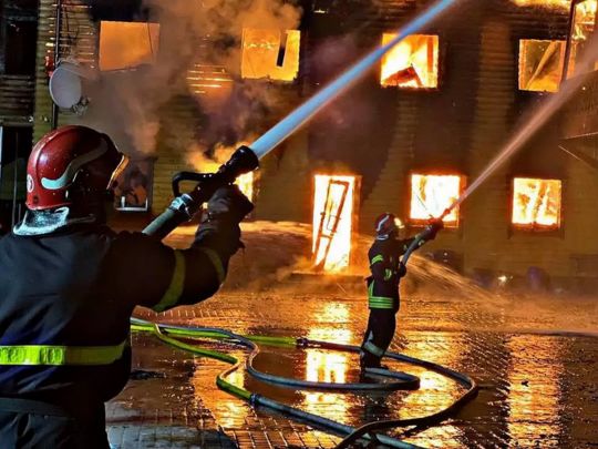 У Карпатах згорів санаторій, у якому на момент пожежі перебували майже 150 дітей (фото, відео)
