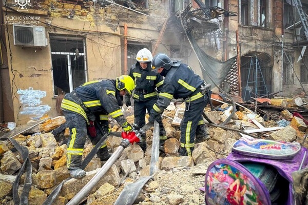 Сегодняшние взрывы в Одессе и еще один прилет в ЖК: что известно на данный момент (обновляется)