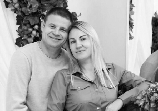 От обстрела многоэтажки в Одессе погибли супруги с ребенком: еще двоих детей пары ищут под завалами