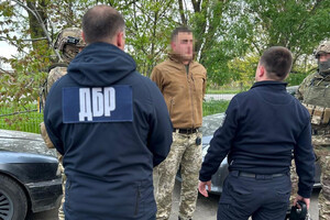 Обещал за взятку оформить инвалидность матери бойца: в Одесской области задержали военнослужащего